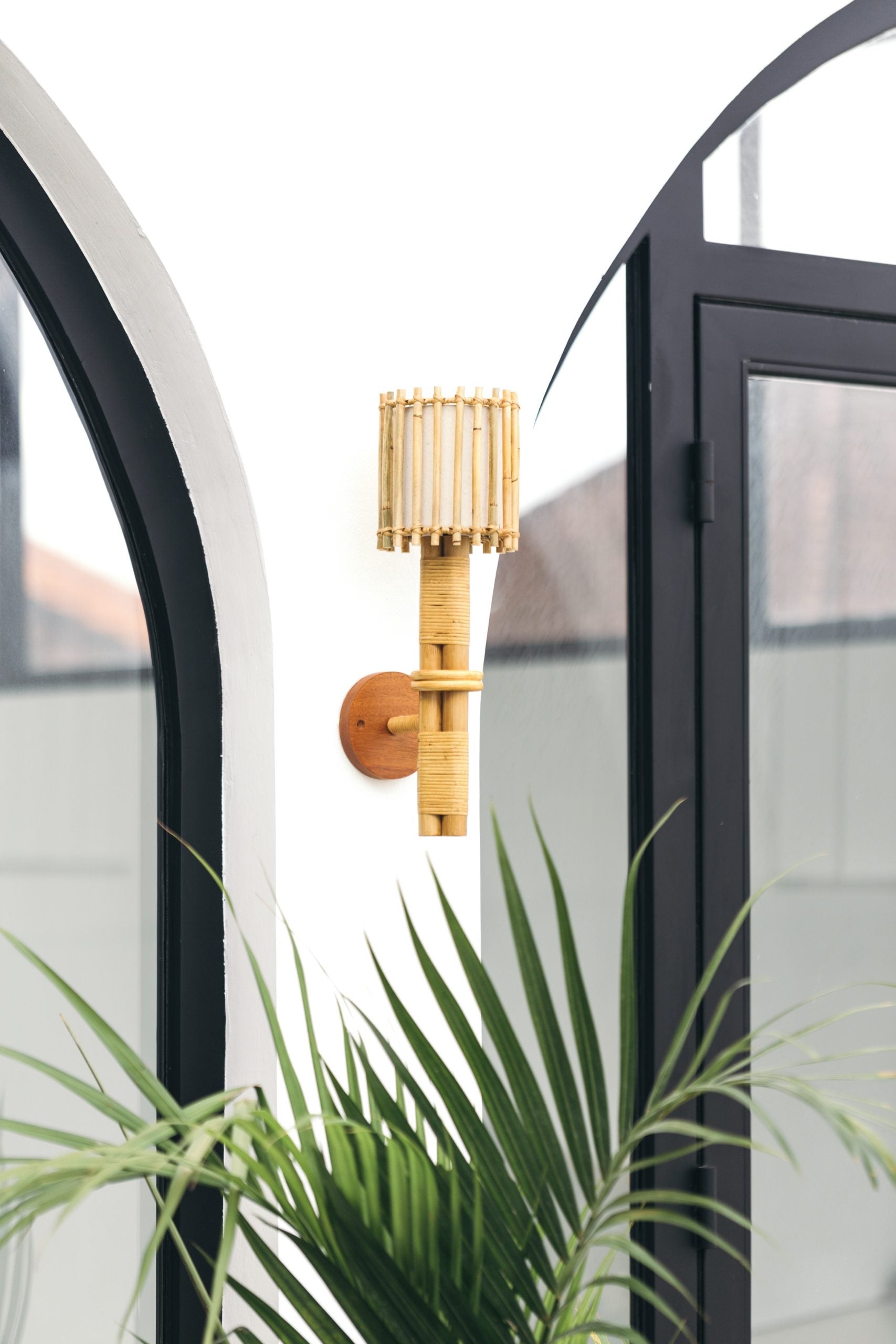 Las Palmas Wall Sconce image 4