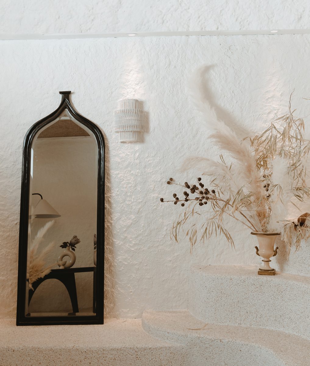 Norfolk Wall Sconce - white image 1