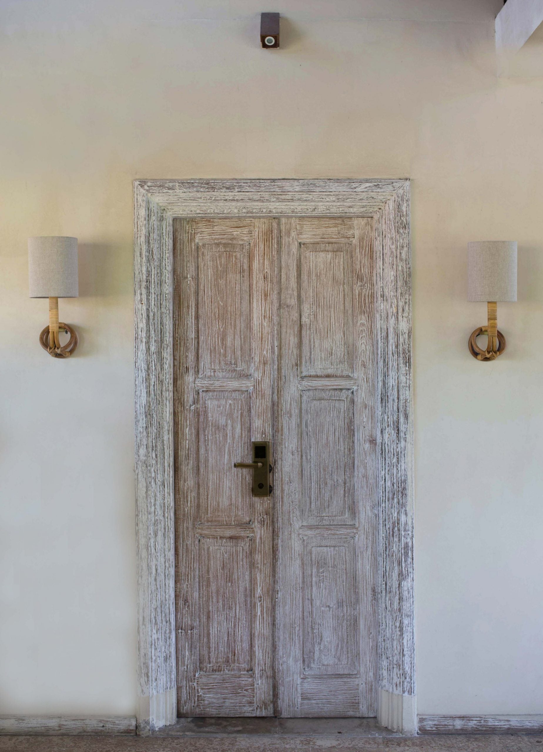 Rio Wall Sconce image 2